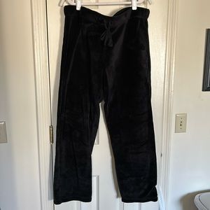 Secret treasures black fleece sweatpants.